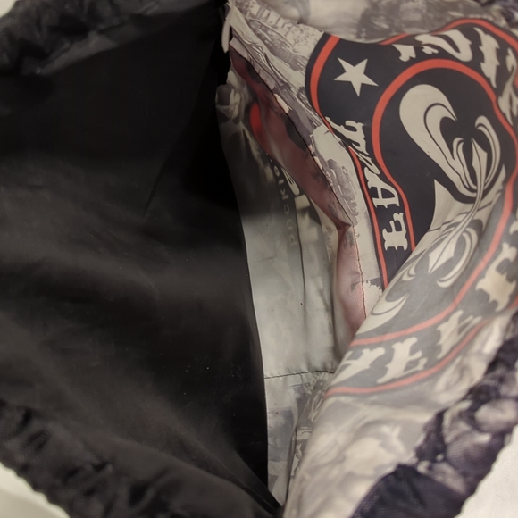 Affliction Live Fast Drawstring Bag - Picture 9 of 9